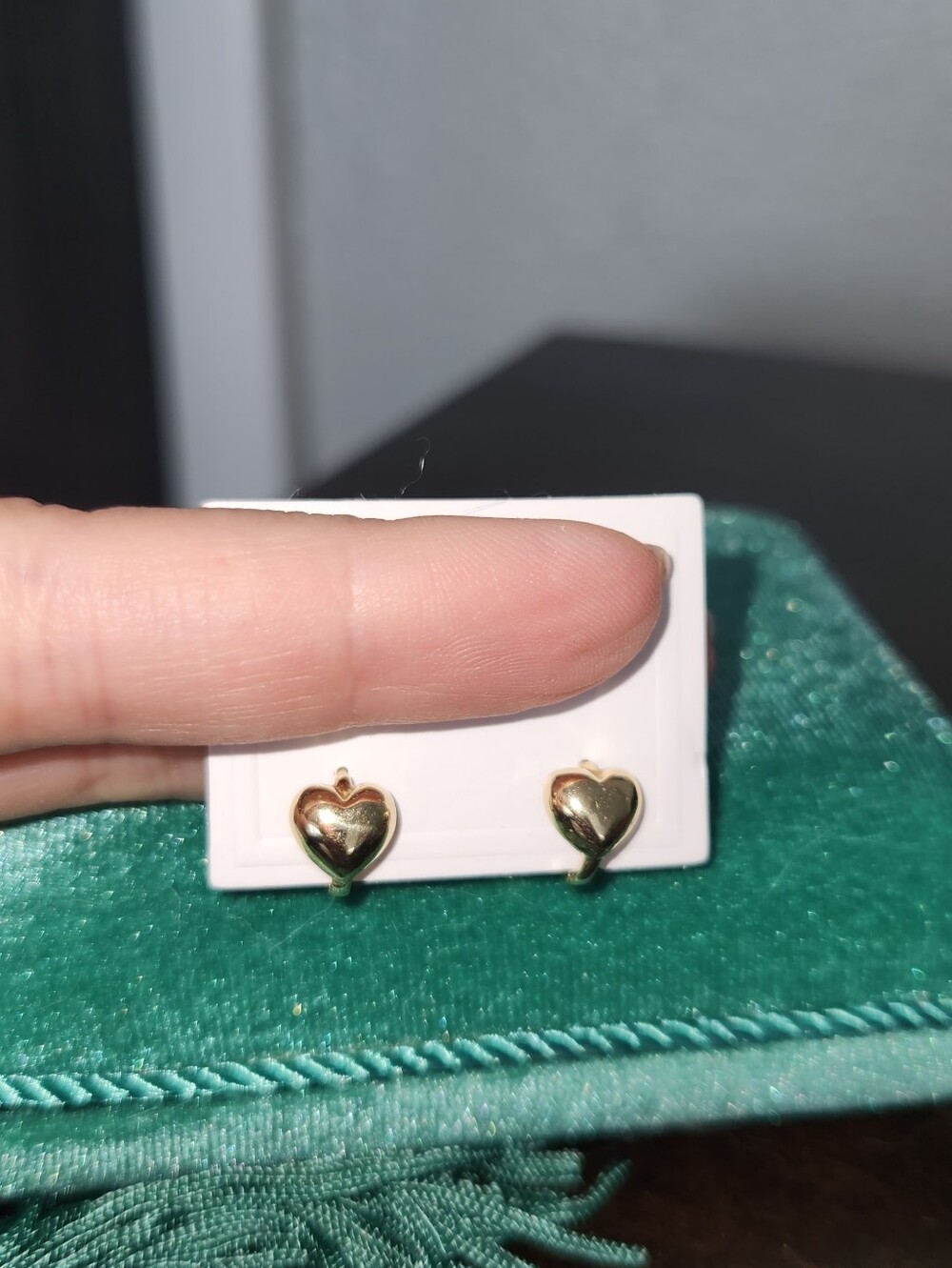 Adornmonde 14kt Bae Gold Heart Hoop Earrings